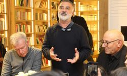 Hafızalarda ‘Erdal Bakkal' karakteri ile yer edinen usta oyuncuya Karasu'da yoğun ilgi