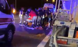 TEM'de arıza nedeniyle araçtan inen 2 kişiye tır çarptı