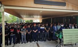 Paket götürürken kazada hayatını kaybeden motokurye son yolculuğuna uğurlandı