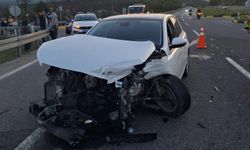 Bolu'da iki otomobil çarpıştı: 2 yaralı