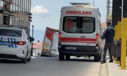 Kontrolden çıkan motosiklet kaza yaptı, sürücü yaralandı