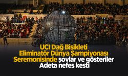 UCI Dağ Bisikleti Eliminatör Dünya Şampiyonası seremonisinde şovlar ve gösteriler adeta nefes kesti