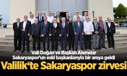 Vali Doğan ve Başkan Alemdar, Sakaryaspor'un eski başkanlarıyla bir araya geldi