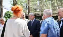 Vali Rahmi Doğan’dan emekli öğretmenlerle hoş sohbet