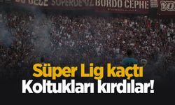 Bandırmaspor taraftarı koltukları kırdı!