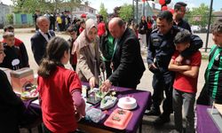 Ferizli’de bilim fuarı coşkusu: Genç mucitler projelerini sergiledi