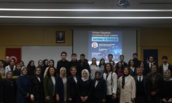 Sakarya Üniversitesinde kadınların rolü ve başarıları konuşuldu