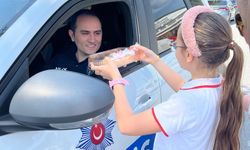 Arifiye’de Trafik Haftası’nda öğrencilerden anlamlı etkinlik