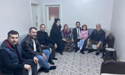 Anneler Günü’nde Anahtar Parti’den anlamlı ziyaret