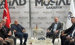 Sakarya Trabzonlular Derneği’nden MÜSİAD'a hayırlı olsun ziyareti