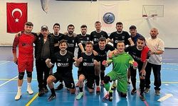 Sakarya Futsal avantajı kaptı