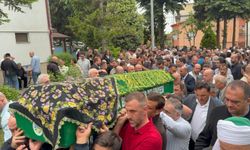Anne Aygün dualarla uğurlandı