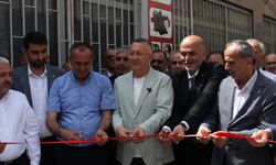 Tüm Adapazarı Muhtarlar Derneği'nin yeni hizmet binası açıldı