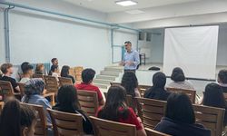 Üniversite adayları Kaynarca S.S. MYO’yu tanıdı