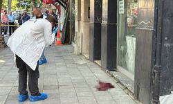 Caddede başından vurularak öldürüldü