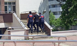 Kasabı silahla vurdu