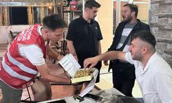 'Ümit Özdağ özgür' diyerek baklava ikram ettiler