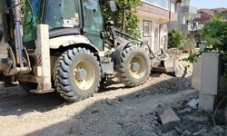 Kaynarca’da sokaklara 2 bin metre kilitli taş döşeme çalışmasına başlandı