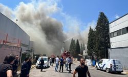 Plastik varil fabrikasında korkutan yangın