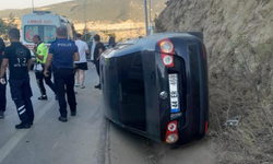 Kaza yapan araca çarptı: 2 yaralı