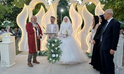 Eğitimcilerden muhteşem kır düğünü