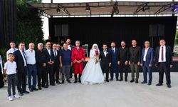 Kebapçıbey Yönetim Kurulu Başkanı Faysal Aktaş’ın oğlu Ahmet dünyaevine girdi