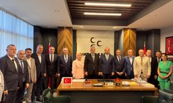 Sağlık Bakanı Memişoğlu'ndan MHP'ye ziyaret