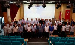 AK Parti mahalle başkanlarıyla istişare toplantılarını tamamladı