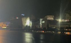 Kocaeli'de 3 araçlı zincirleme kaza: 1 ölü