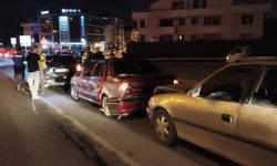Düzce’de 3 aracın karıştığı zincirleme kazada 1 kişi yaralandı