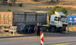 Bilecik'te tır ile otomobil çarpıştı: 1 ölü, 3 yaralı