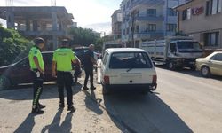 Çekme belgeli otomobil, başka bir araç plakasıyla yakalandı