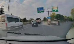 Kamyonla çarpışmaktan kaçınırken demir bariyerlere böyle girdi
