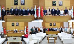 Başkan Yusuf Alemdar'a yoğun ziyaretçi trafiği