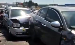 Otoyolda 8 araçlı zincirleme kaza
