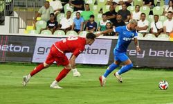 Sakaryaspor'a kötü haber! Oyuna devam edemedi