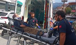 Akyazı'da yaşlı kadın düşerek başından yaralandı