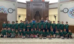 Akyazı’da Kur’an Kursu öğrencilerine Sakaryaspor forması