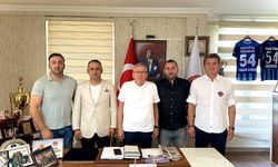 Adapazarı Gençlik ve Spor yöneticilerinden ASKF Başkanı Zımba'ya geçmiş olsun ziyareti