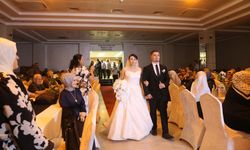 Kurtuluş ve Açıkgöz ailelerinin mutlu günü