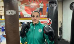 Büyükşehir’in boks sporcusu Ece Asude’ye gururlandıran davet