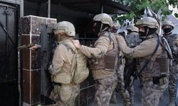 Yasadışı bahis çetelerinin finans evlerine operasyon