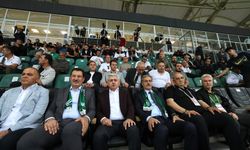 Sakaryaspor'u yalnız bırakmadılar!