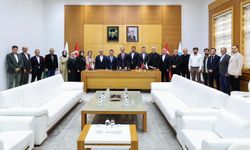 Başkan Alemdar, Söğütlü heyetiyle buluştu: “Söğütlü her yeni yatırımla daha da güzel olacak”