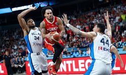 24 yıl sonra ilk; A Milli Erkek Basketbol Takımı finalde