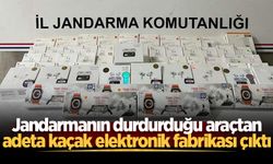 Jandarmanın durdurduğu araçtan adeta kaçak elektronik fabrikası çıktı