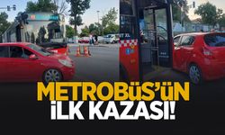 Metrobüs otomobil ile çarpıştı