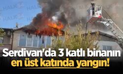Serdivan'da 3 katlı binanın en üst katında yangın!