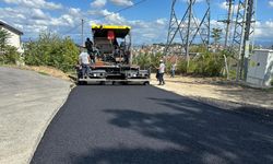 Serdivan'da 750 ton asfalt serimi yapıldı