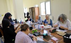 Camili SAMEK’te bir ilk: Deri aksesuarları dersi başladı